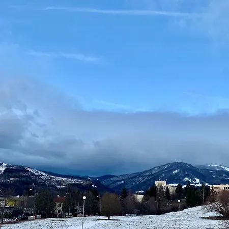 Bl - The Executive Suite, Boru - 24hr Self Check-in, Free Private Parking, Balcony With Mountain View, 5 Minute Walk To Center *